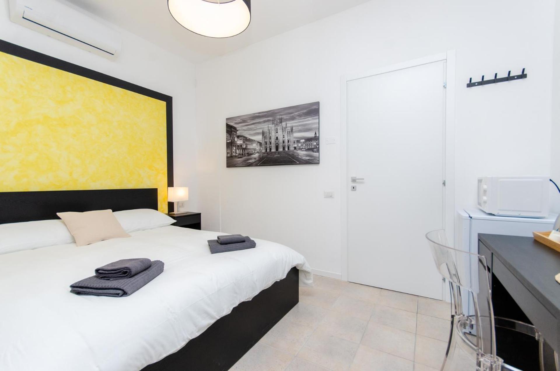 Yellow Room Milaan Buitenkant foto